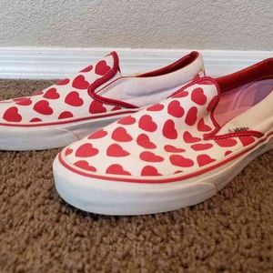Item # 81 / Van's tennis shoes white and red